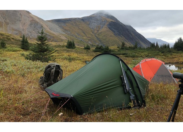 Охотничьи шатры vs палатки: Преимущества и недостатки каждого вида жилья