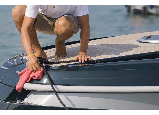 Как правильно ухаживать за лодкой: Топ советов для долгой службы
