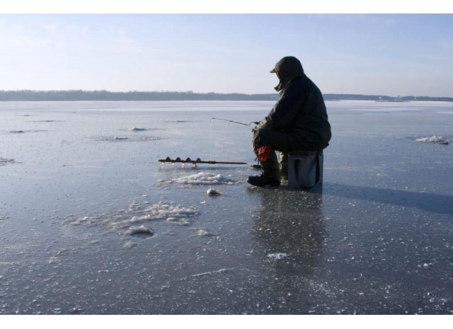 Зимняя рыбалка без жертв: Зачем стоит инвестировать в высококачественную одежду